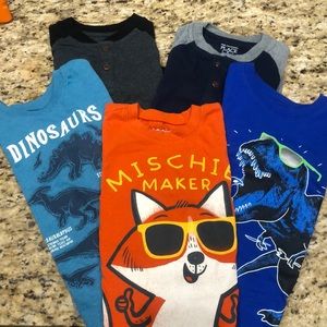 Lot of 5 long sleeve T-shirts for boy size 5T.
